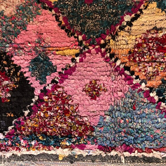 Vibrant Boucherouite Moroccan Handmade Rug - 7’2”X4’7" - Authentic carpet - Picture 7 of 8